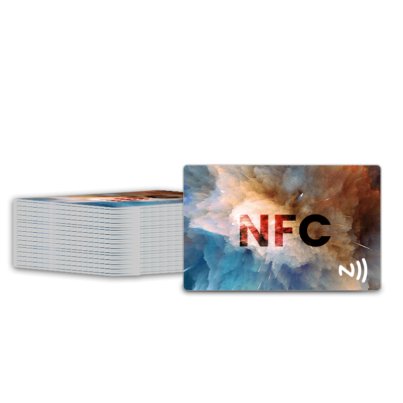 カスタマイズされた印刷可能な NFC パッシブ 13.56MHz NTAG213 スマート PVC カード メーカー